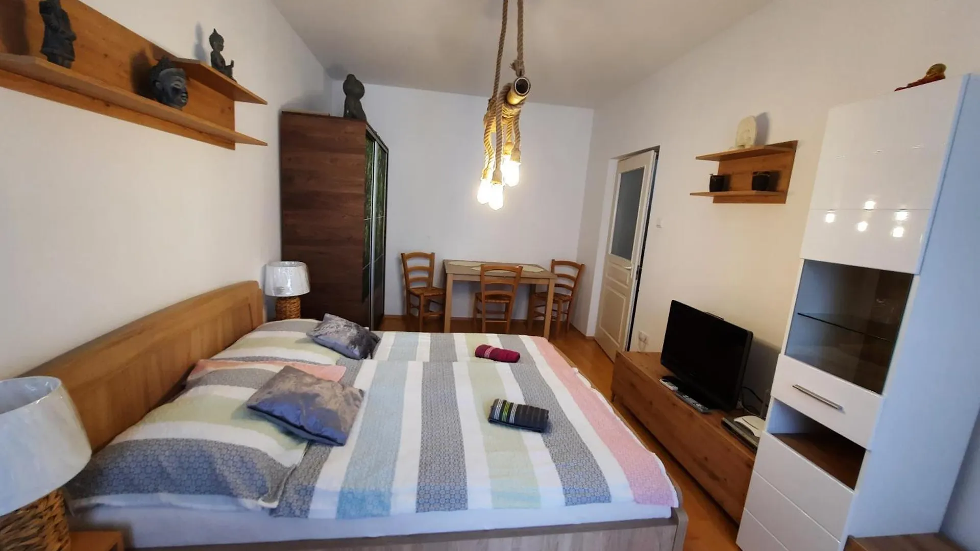 Apartment Zoeld Beka Apartmanok Koelcsey II Hajduszoboszlo