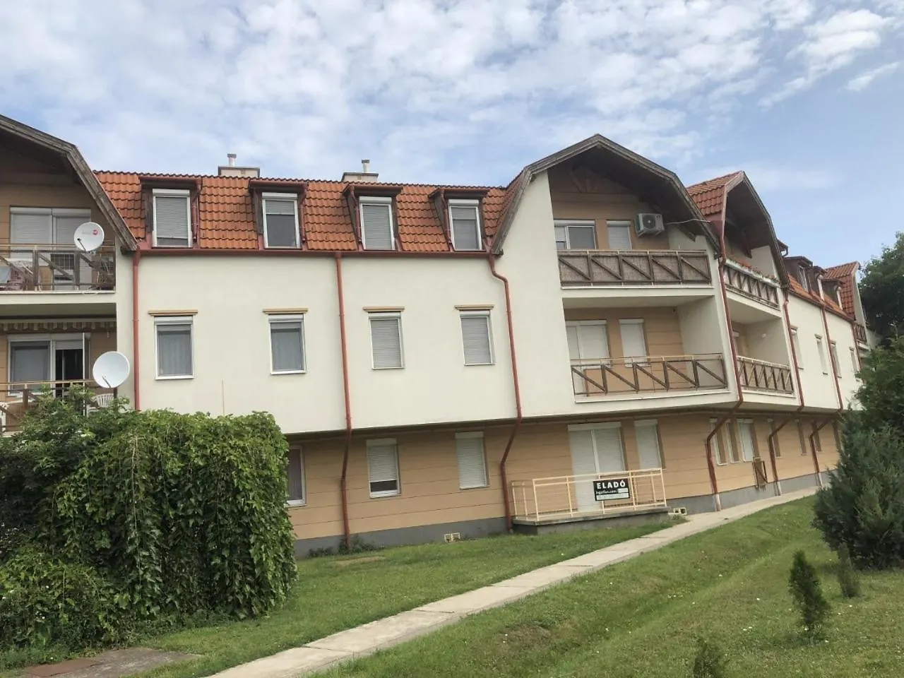 Zoeld Beka Apartmanok Koelcsey II Hajduszoboszlo